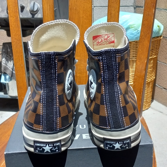 Sneakers - Picture 2 of 3